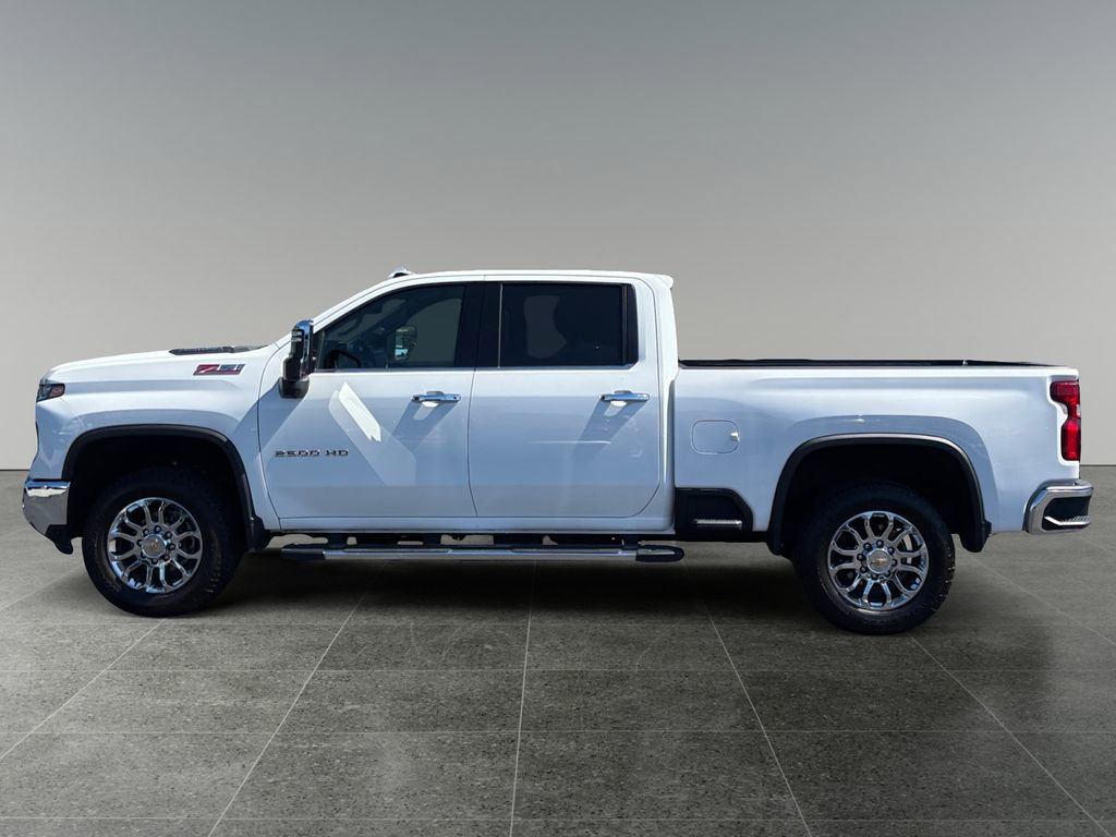 Used 2024 Chevrolet Silverado 2500 LTZ w/ LTZ Convenience Package image 4