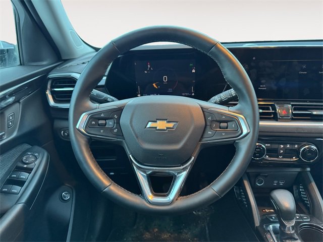 Used 2025 Chevrolet TrailBlazer LT w/ Convenience Package image 12