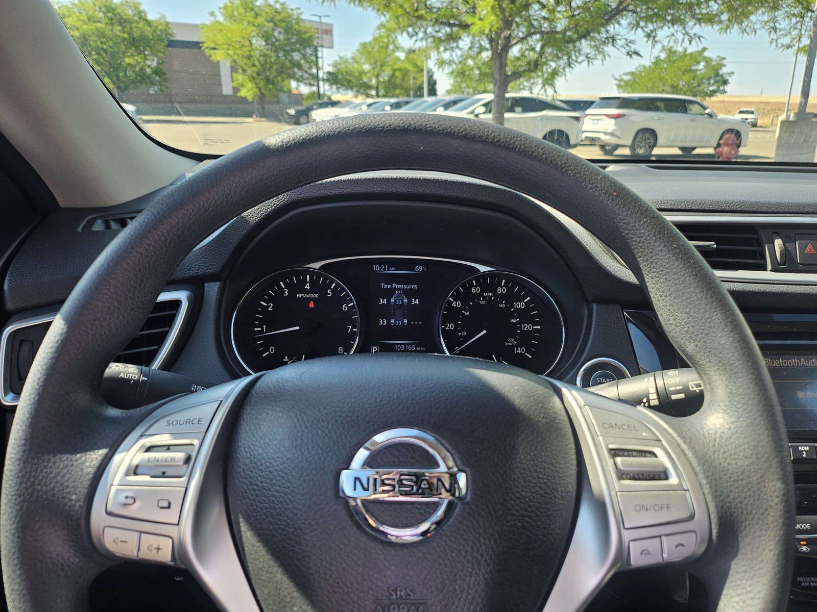 Used 2016 Nissan Rogue SV AWD/4WD image 11