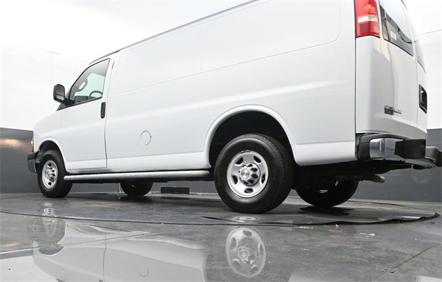 Used 2024 Chevrolet Express 2500 w/ Driver Convenience Package image 21