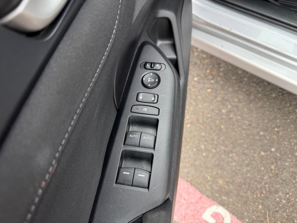 Used 2018 Honda Civic EX image 12