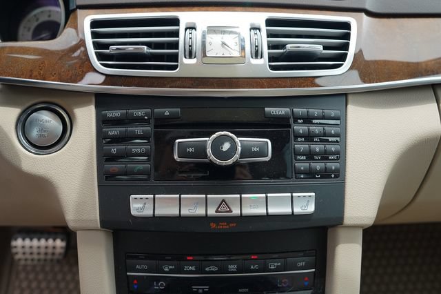 Used 2015 Mercedes-Benz E 350 4MATIC Wagon image 33