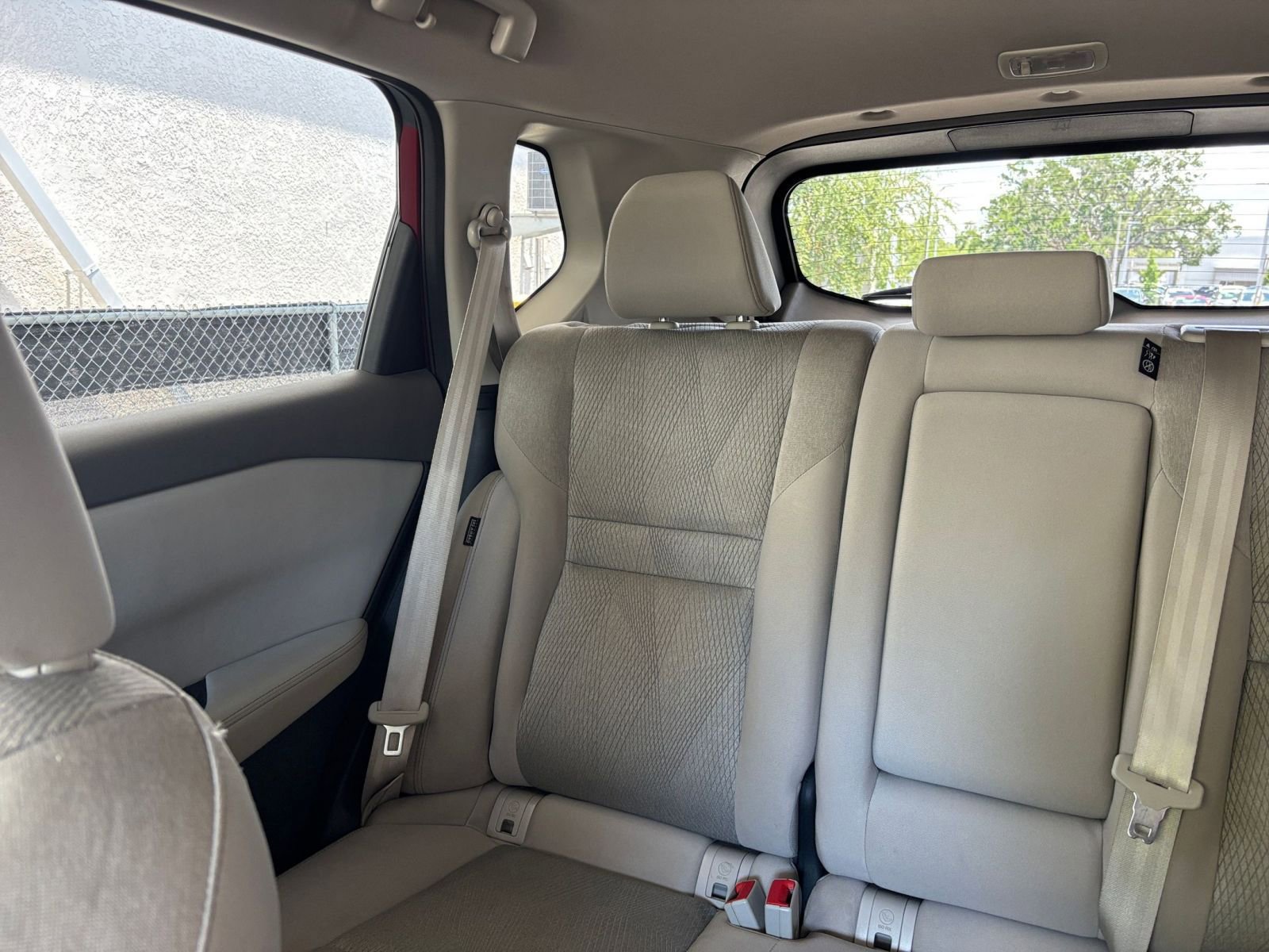 Used 2025 Nissan Rogue SV AWD/4WD image 40