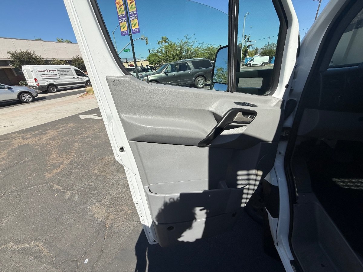 Used 2014 Freightliner Sprinter 3500 w/ Front Bench Seat Package RWD image 13