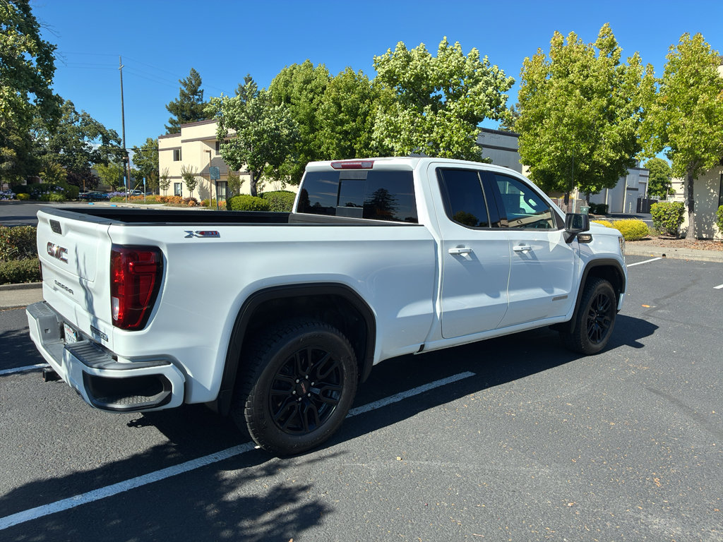 Used 2021 GMC Sierra 1500 Elevation w/ Preferred Package AWD/4WD image 12