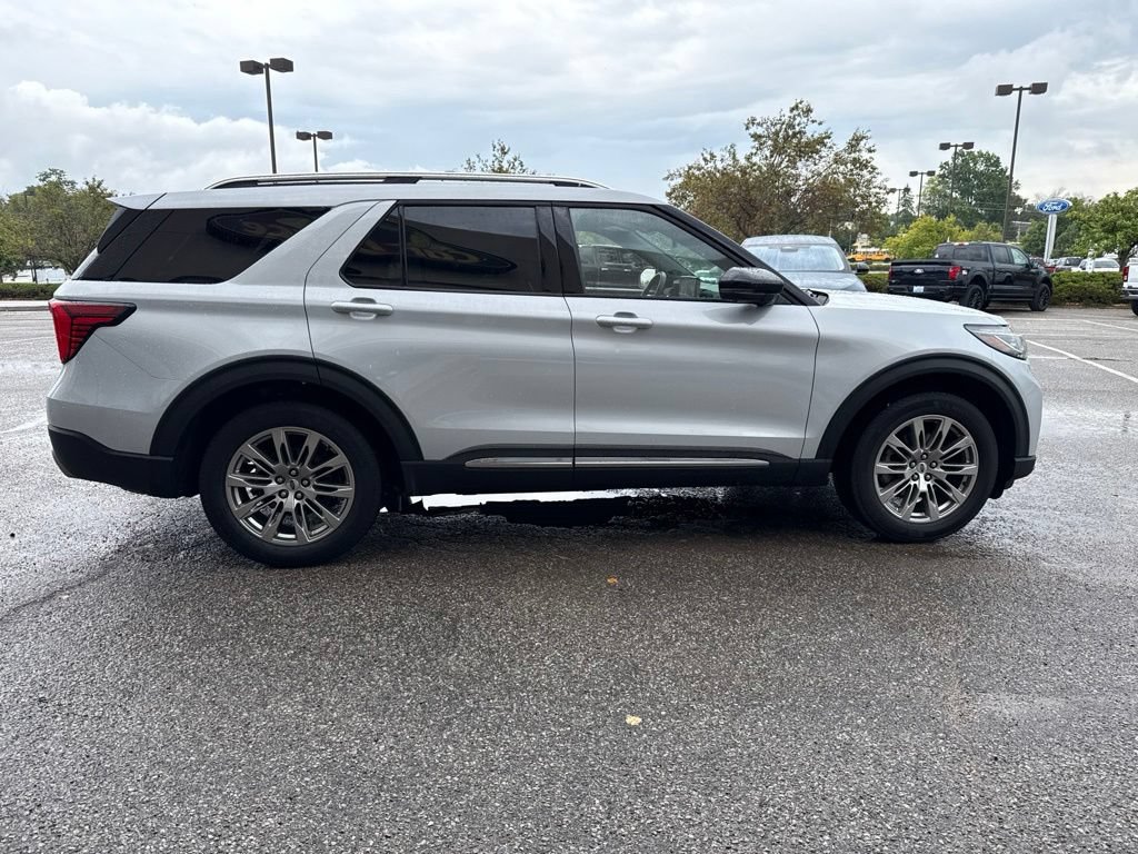 Used 2026 Ford Explorer Platinum AWD/4WD image 15