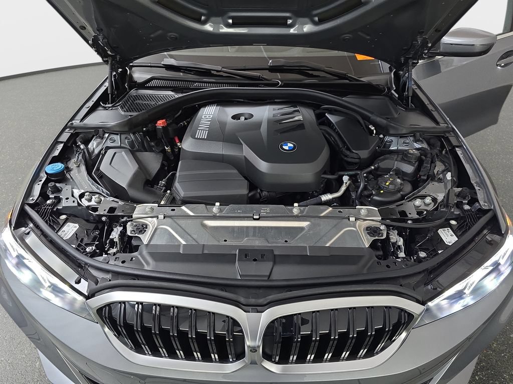 New 2026 BMW 330i xDrive Sedan w/ Premium Package AWD/4WD image 30