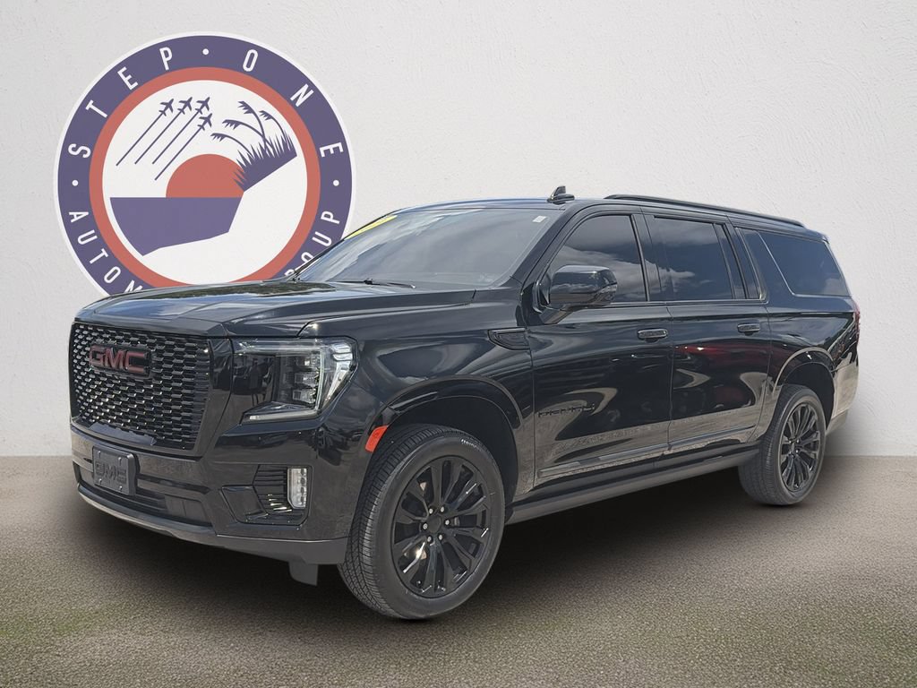 Used 2021 GMC Yukon XL Denali AWD/4WD image 2