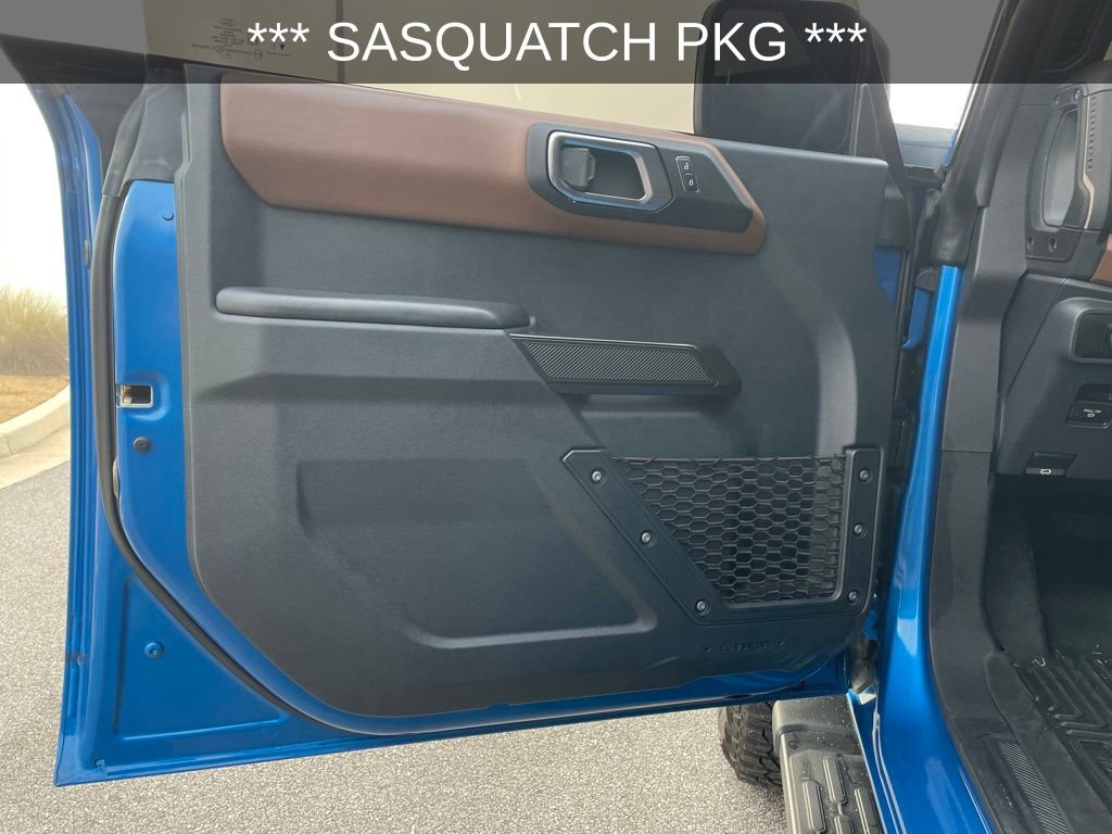 Used 2024 Ford Bronco Outer Banks w/ Sasquatch Package image 12