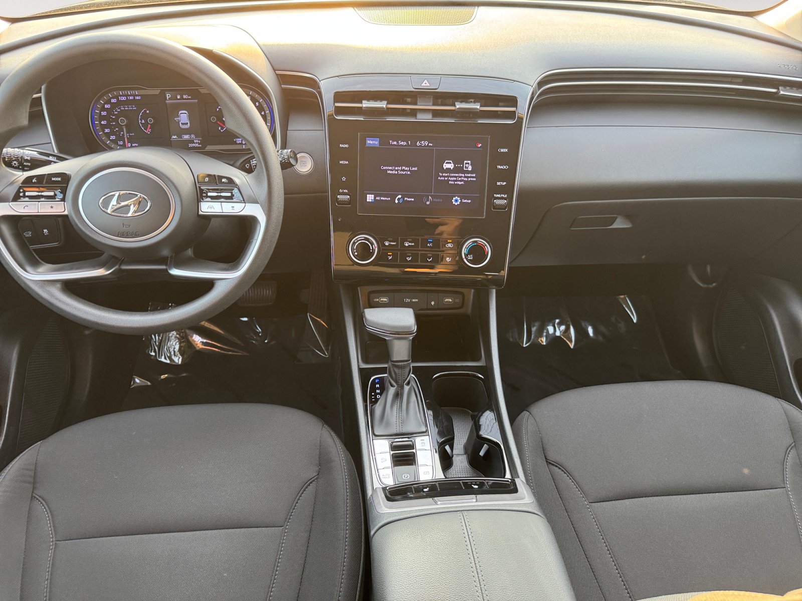 Used 2023 Hyundai Tucson SEL FWD image 11
