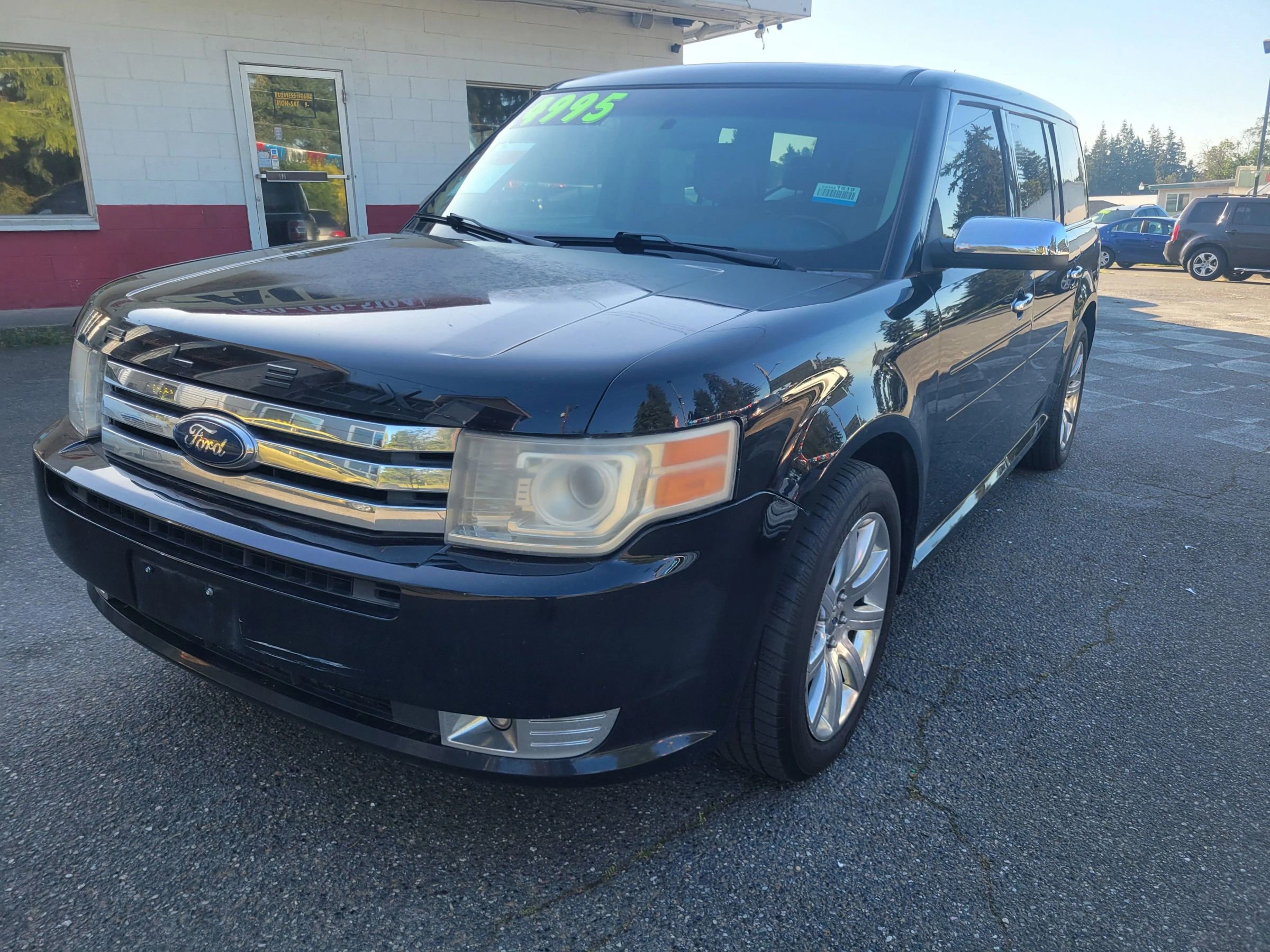 Used 2009 Ford Flex Limited FWD image 2