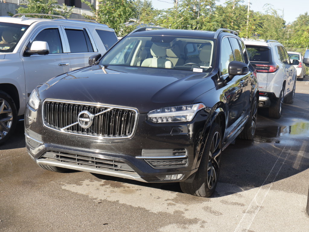 Used 2018 Volvo XC90 T6 Momentum w/ Convenience Package AWD/4WD image 14