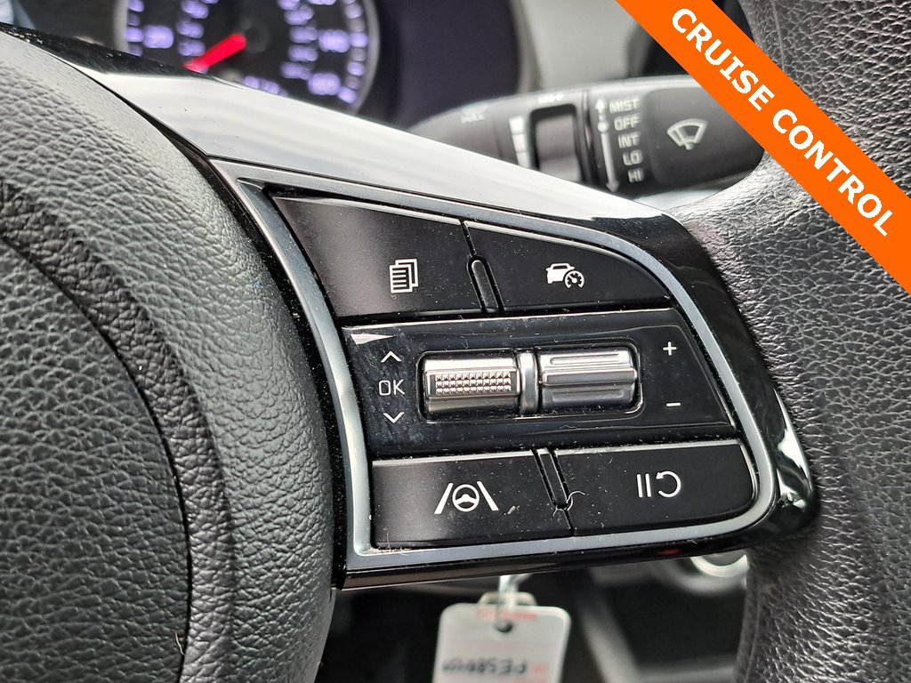 Used 2023 Kia Forte LXS image 12