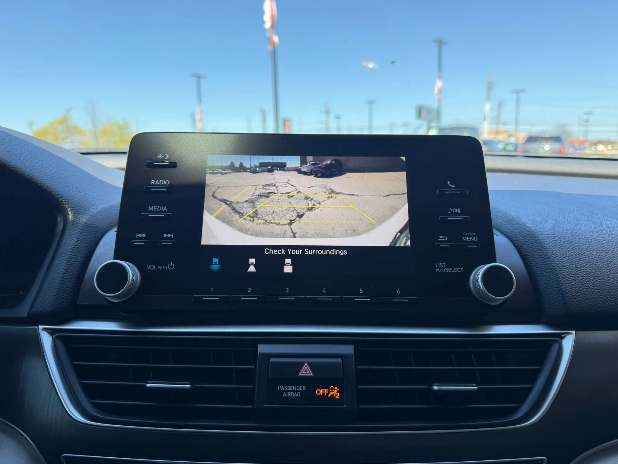 Used 2018 Honda Accord LX image 37