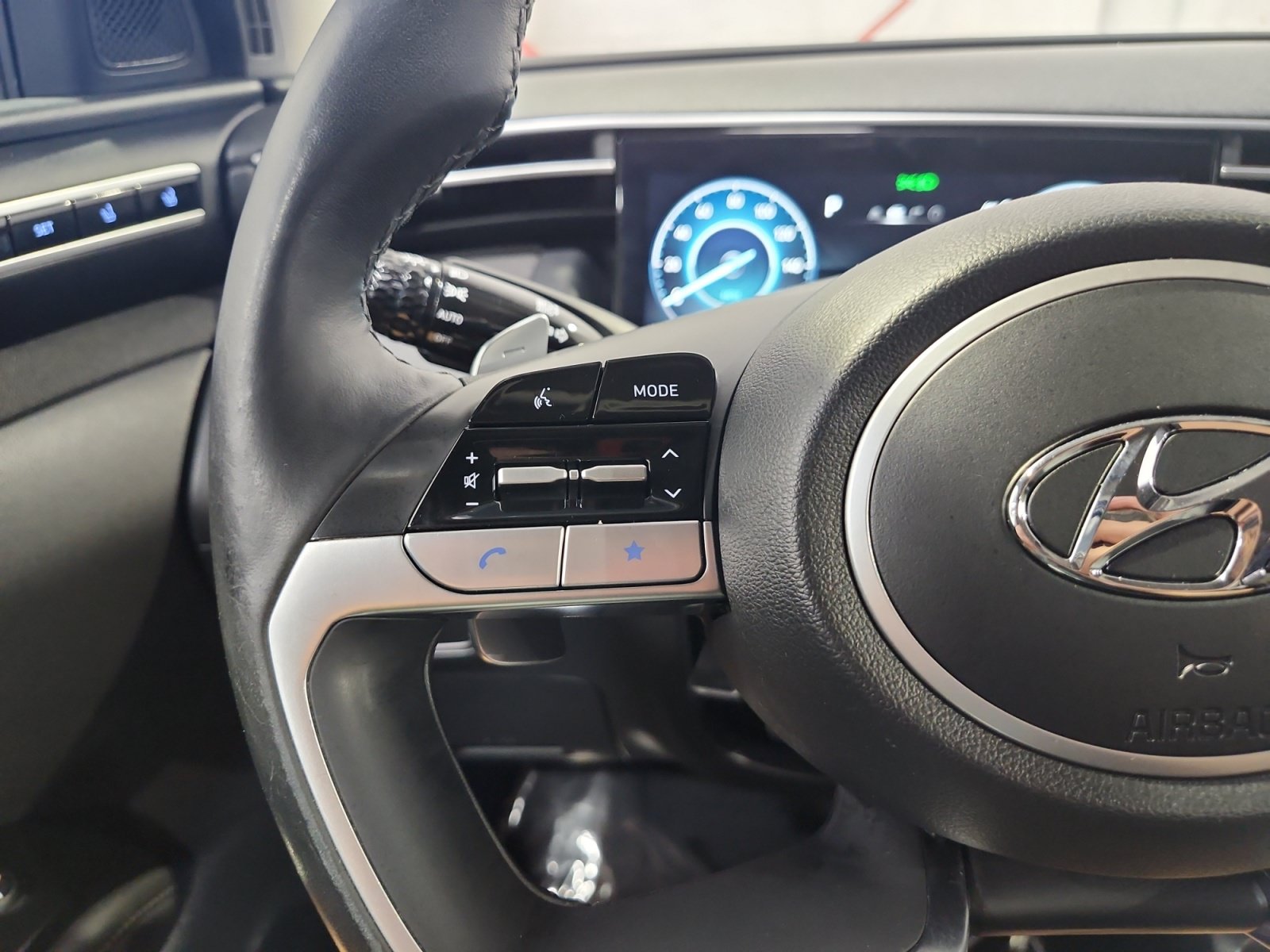 Used 2022 Hyundai Tucson Limited FWD image 29