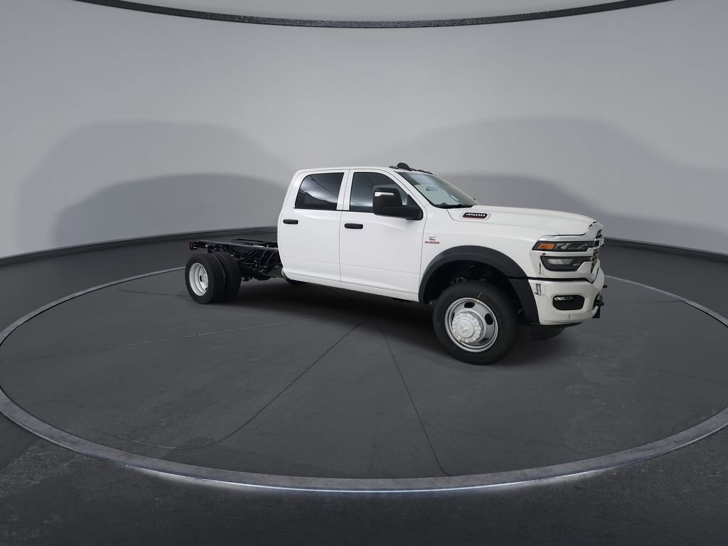 New 2026 RAM 4500 Tradesman w/ Chrome Appearance Group AWD/4WD image 2