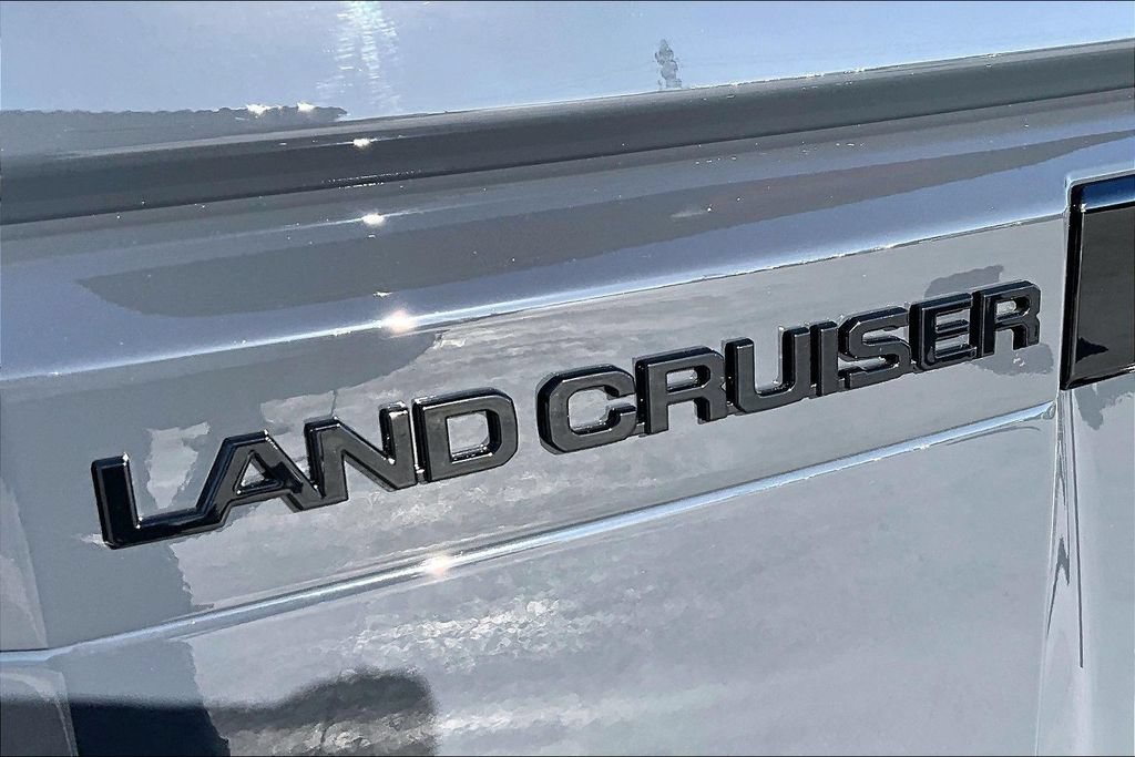 Used 2027 Toyota Land Cruiser w/ Premium Package AWD/4WD image 22