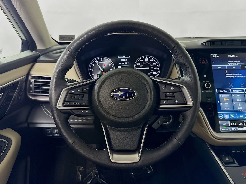 Used 2025 Subaru Outback Limited AWD/4WD image 11