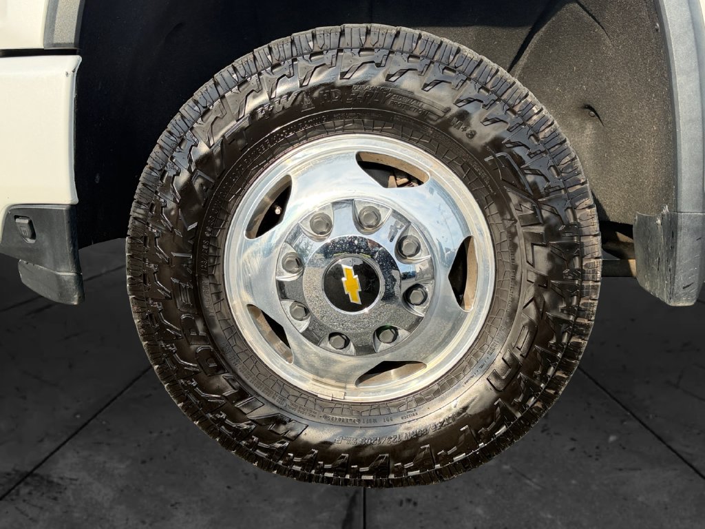 Used 2022 Chevrolet Silverado 3500 High Country AWD/4WD image 14