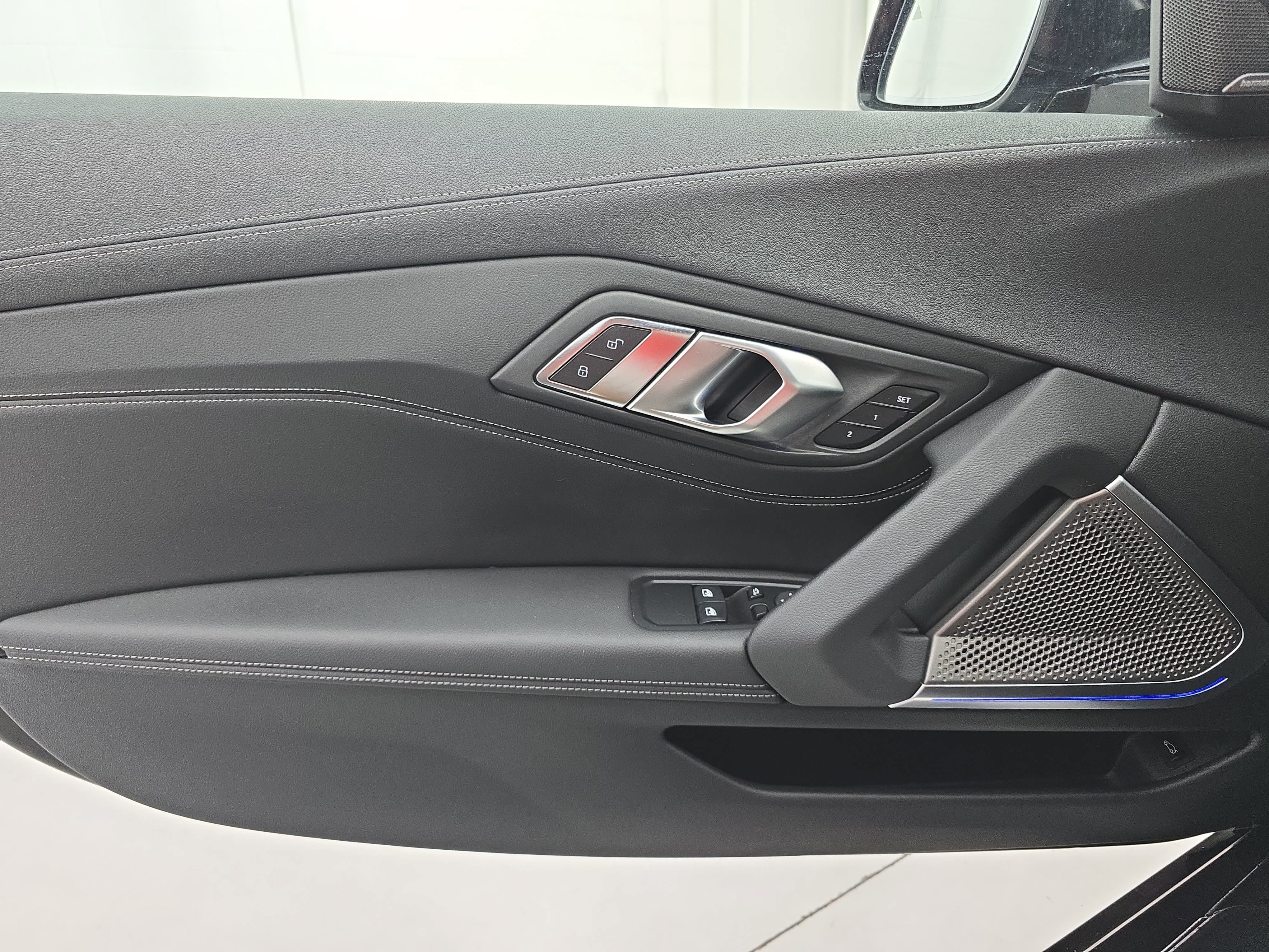 Used 2025 BMW Z4 M40i w/ Edition RWD image 23