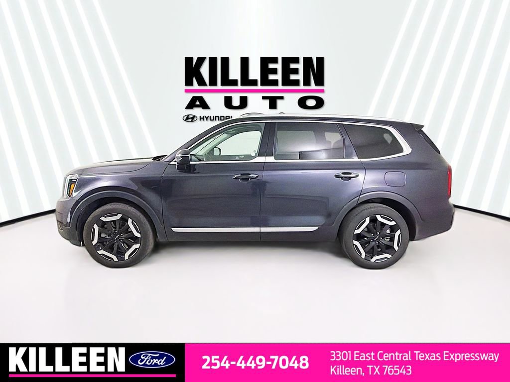 Used 2025 Kia Telluride S image 4