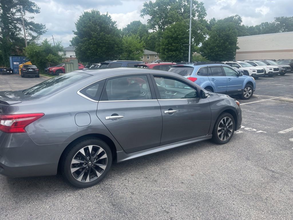 Used 2016 Nissan Sentra SR w/ Driver's Assist Package FWD image 8