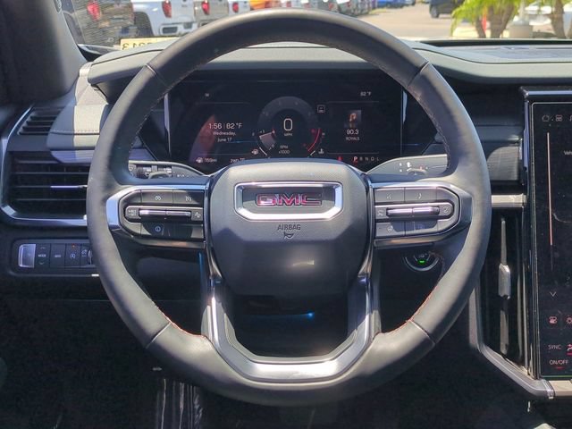 Used 2025 GMC Acadia AT4 AWD/4WD image 23