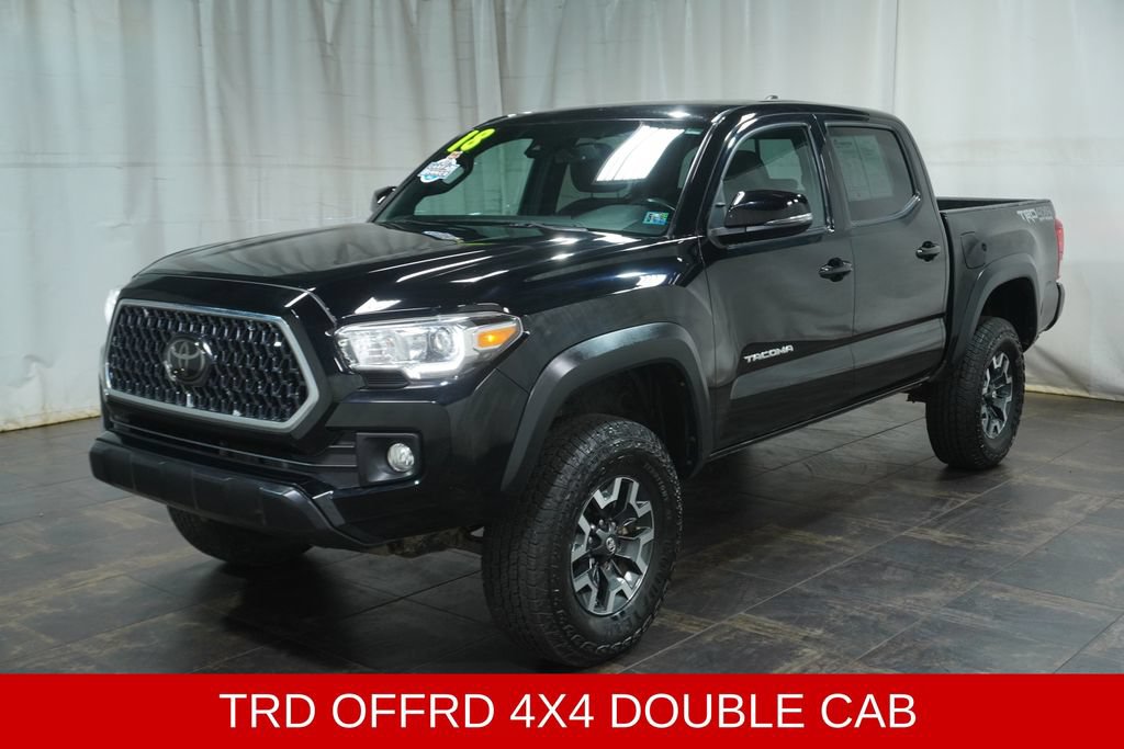 Used 2018 Toyota Tacoma TRD Off-Road w/ Technology Package AWD/4WD image 2