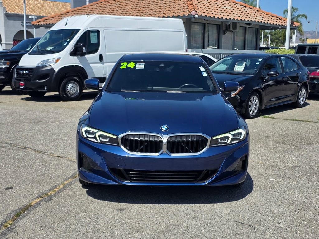 Used 2024 BMW 330i Sedan RWD image 2