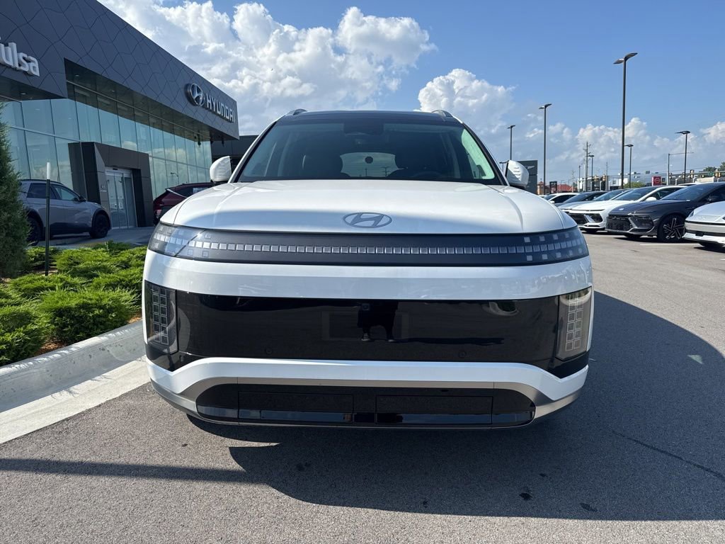 New 2026 Hyundai Ioniq 9 Calligraphy image 2