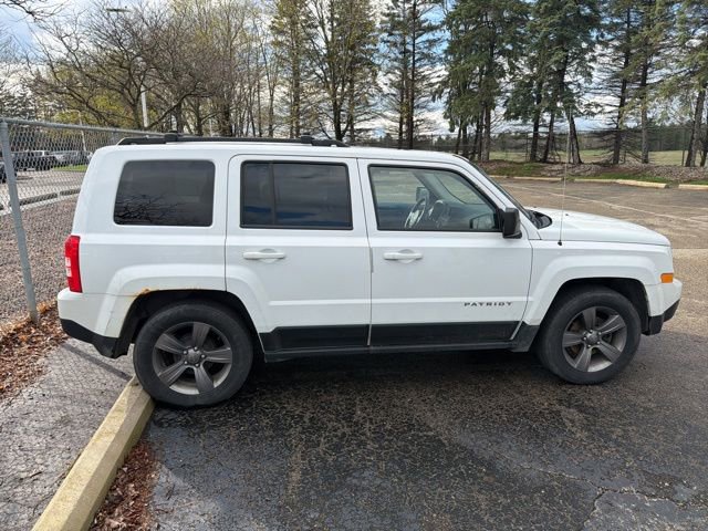 Used 2015 Jeep Patriot High Altitude FWD image 7