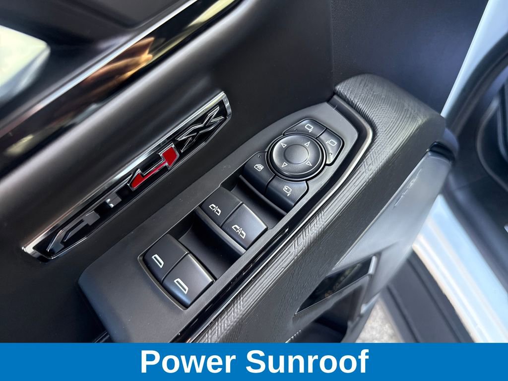 Used 2025 GMC Sierra 1500 AT4X image 12