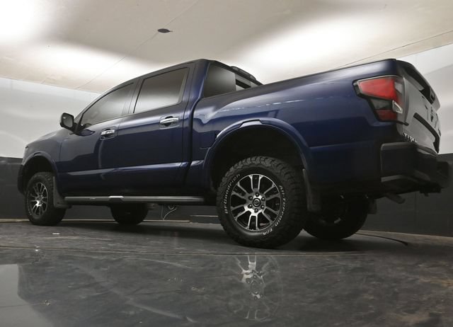 Used 2021 Nissan Titan Platinum Reserve AWD/4WD image 14