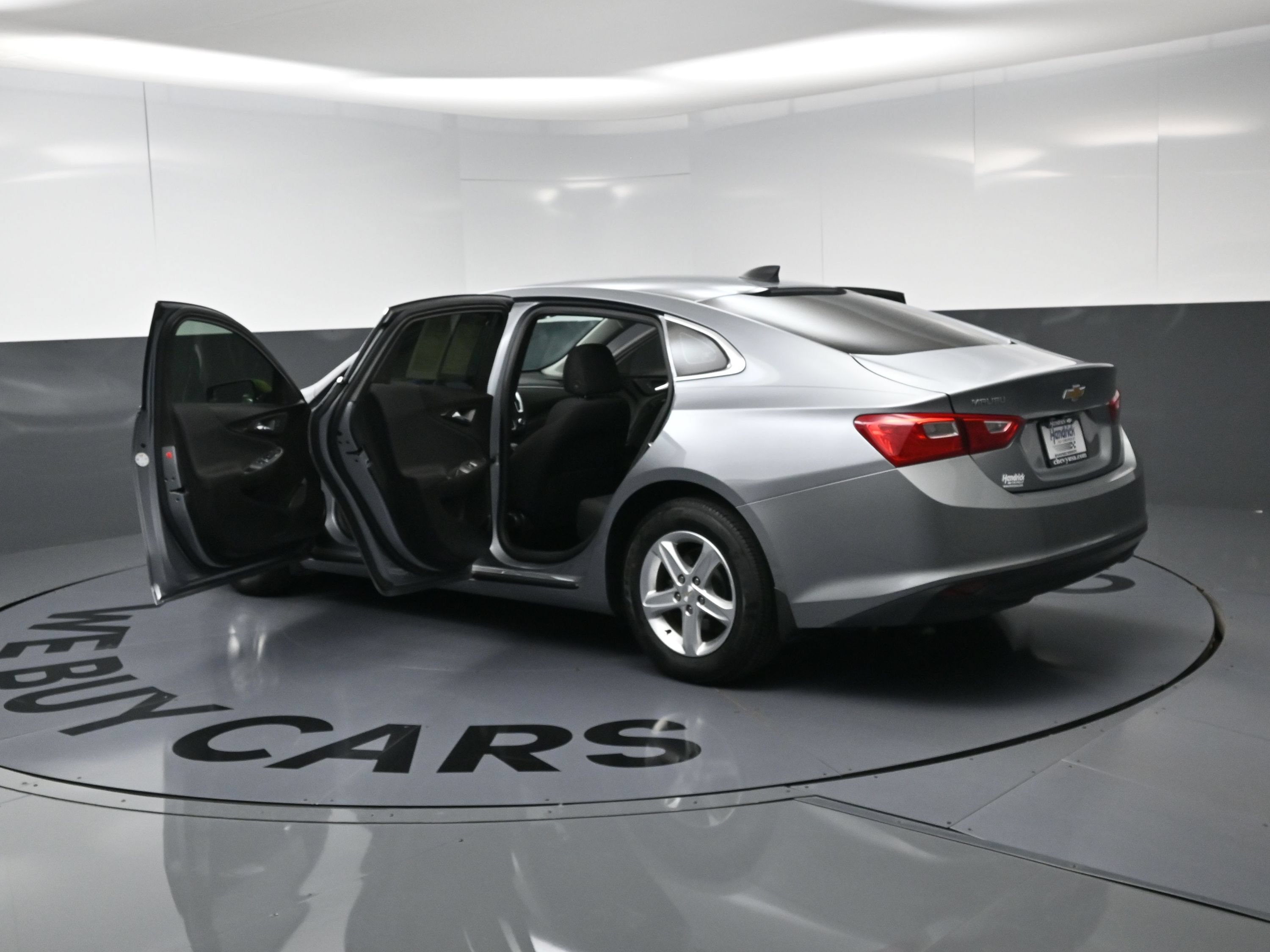 Used 2023 Chevrolet Malibu LS FWD image 27