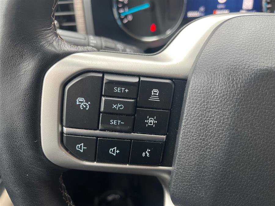 Used 2024 Ford Expedition Max Limited AWD/4WD image 31