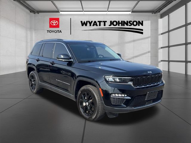 Used 2023 Jeep Grand Cherokee Limited AWD/4WD image 7