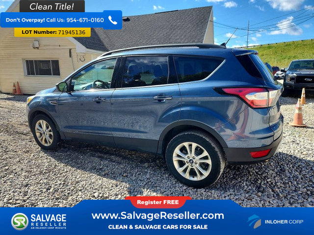 Used 2018 Ford Escape SE w/ Ford Safe & Smart Package AWD/4WD image 3