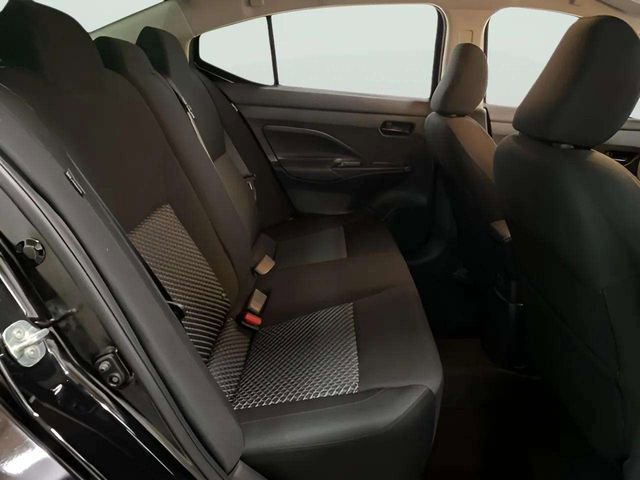 Used 2021 Nissan Versa S image 35