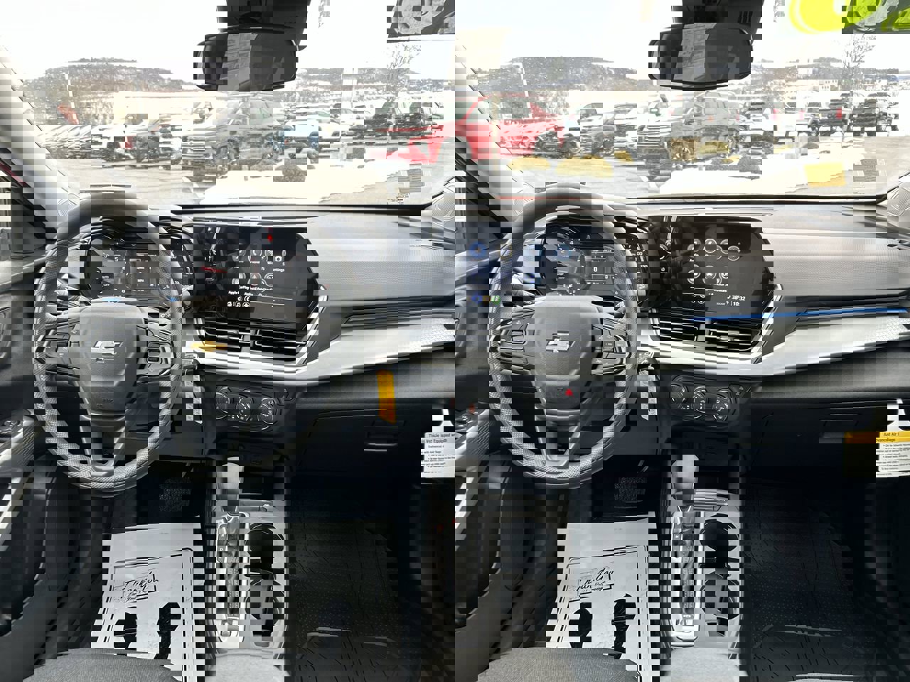 New 2026 Chevrolet Trax LS w/ LS Convenience Package image 15