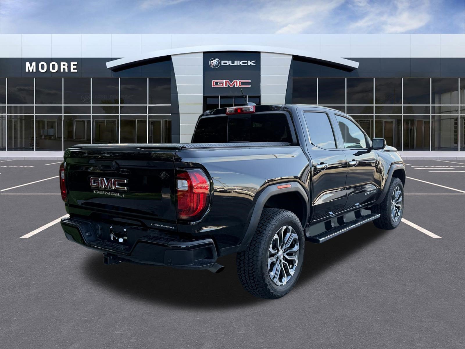 Used 2026 GMC Canyon Denali AWD/4WD image 3