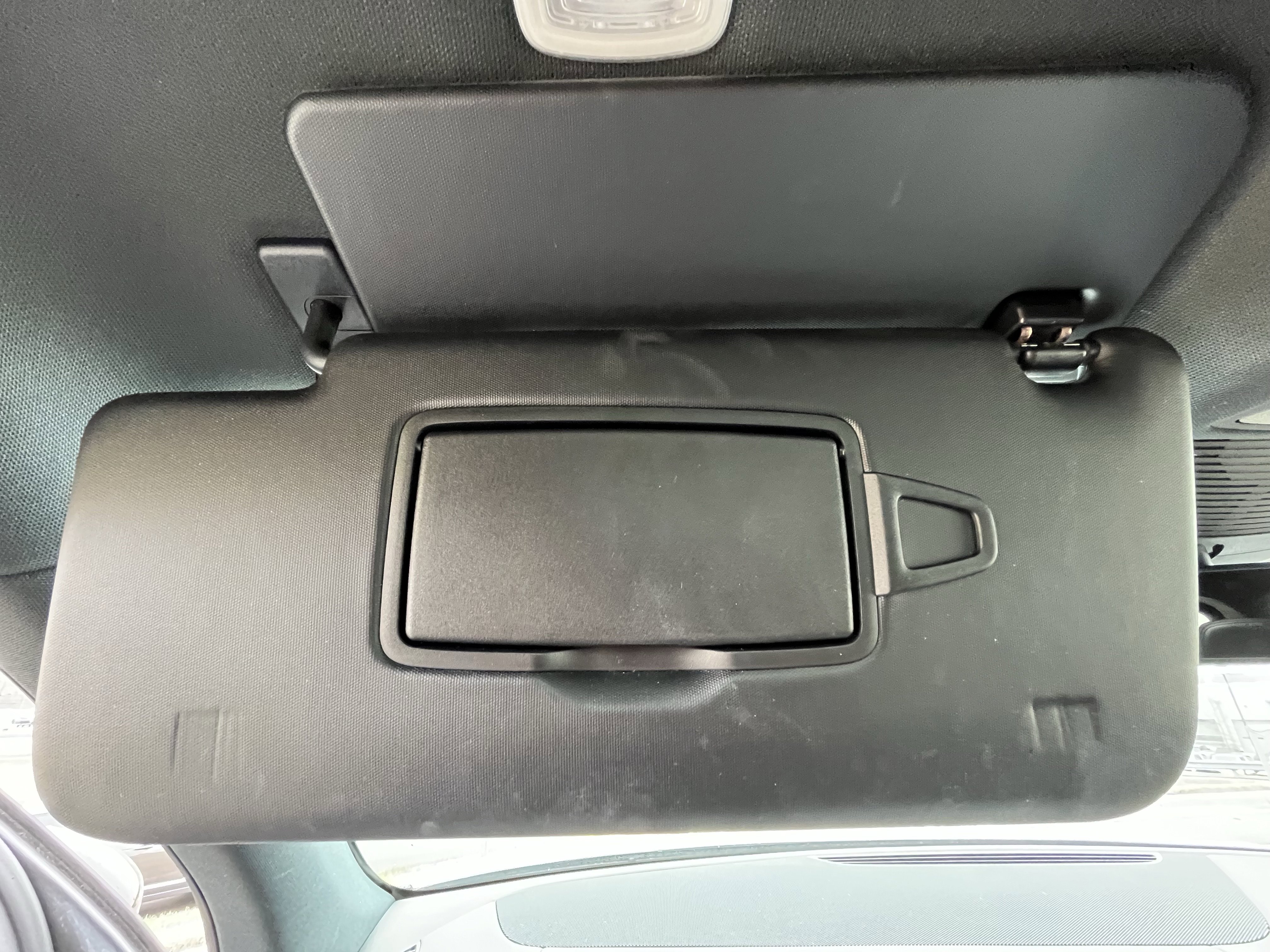 Used 2020 Mercedes-Benz GLE 350 4MATIC image 23