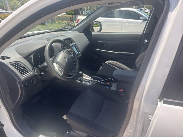 Used 2020 Mitsubishi Outlander Sport ES FWD image 2