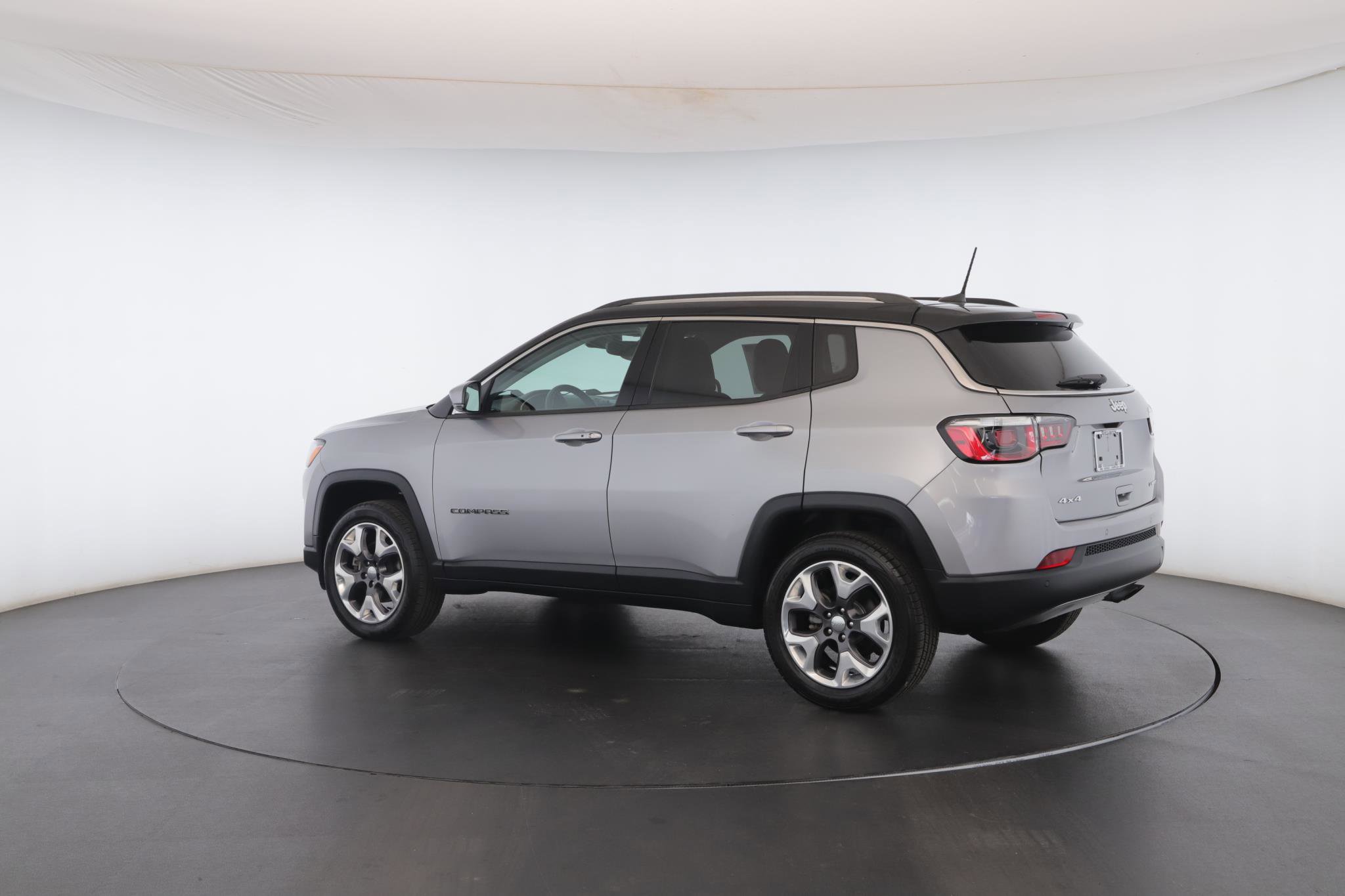 Certified 2019 Jeep Compass Limited w/ Safety & Security Group image 21