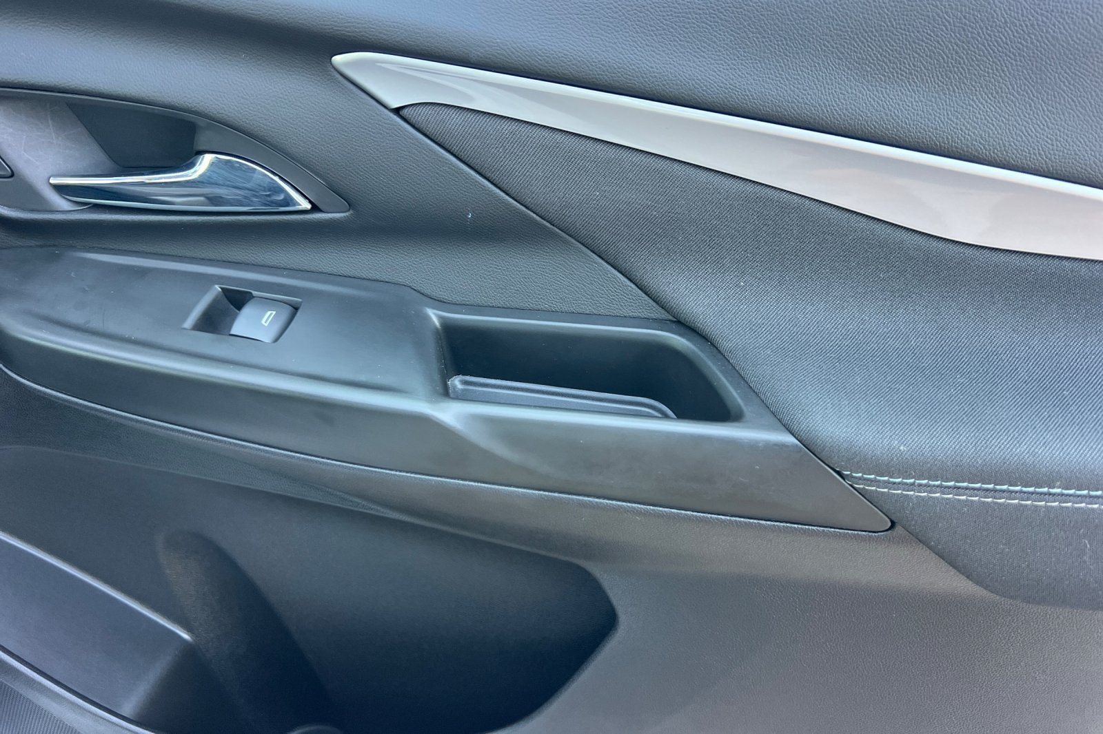 Used 2023 Chevrolet Bolt LT FWD image 22