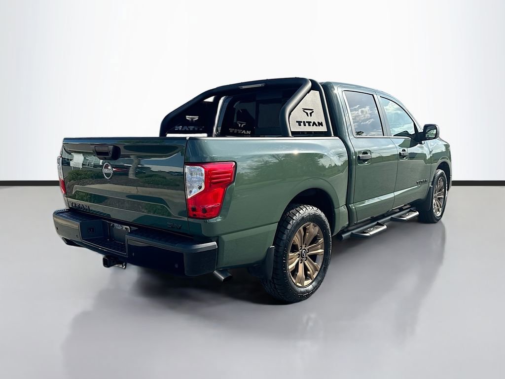 Used 2024 Nissan Titan SV w/ SV Bronze Edition Package RWD image 9