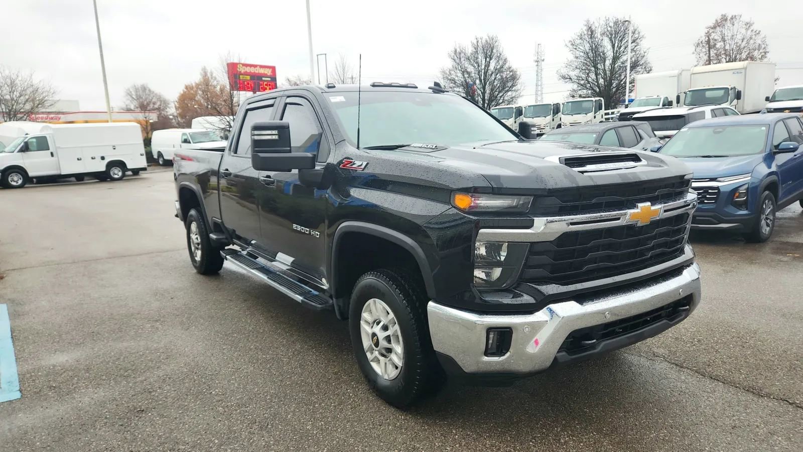Used 2025 Chevrolet Silverado 2500 LT w/ All Star Edition image 2