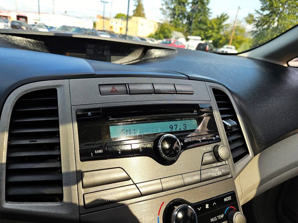 Used 2009 Toyota Venza AWD image 18