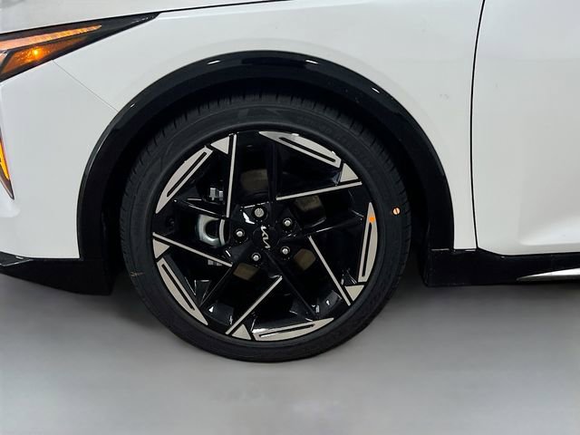 New 2025 Kia K4 GT-Line w/ GT-Line Sunroof Package image 32
