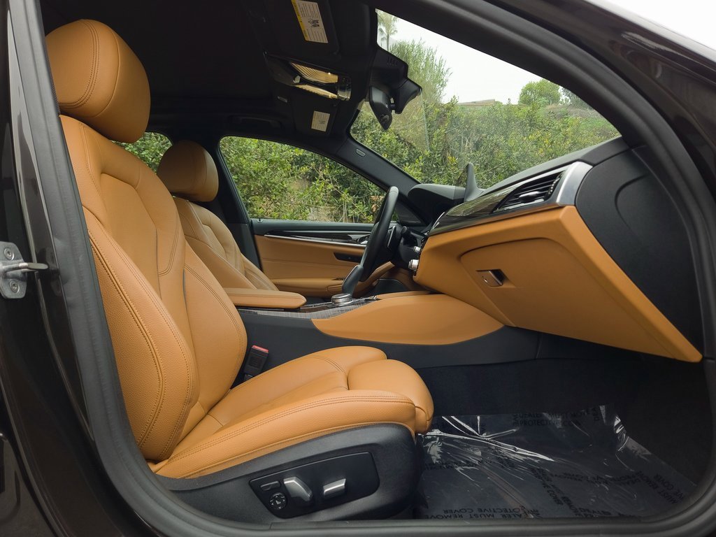 Used 2019 BMW 540i w/ Convenience Package image 24