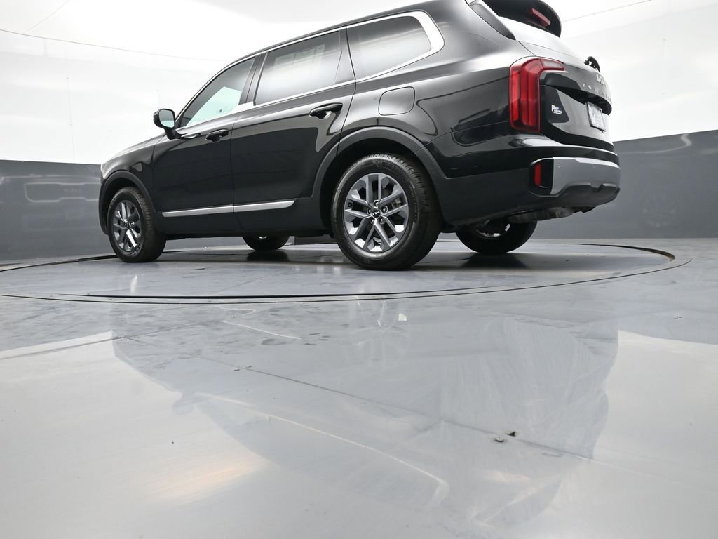 Certified 2024 Kia Telluride LX AWD/4WD image 32